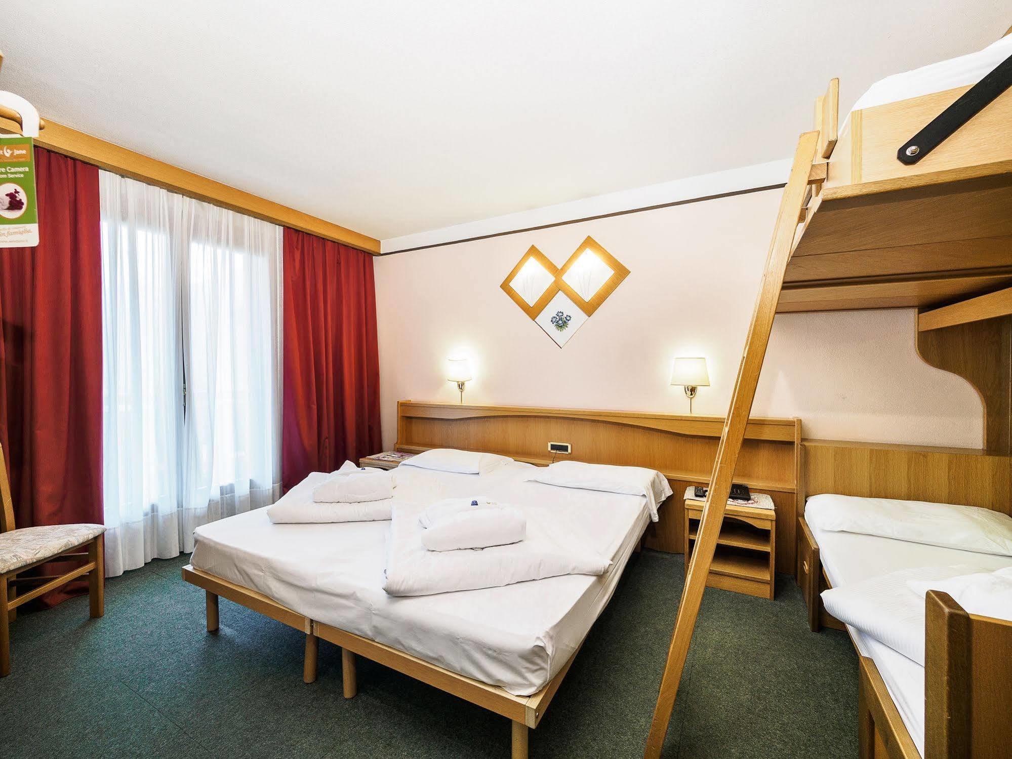Santanton Hotel 4*